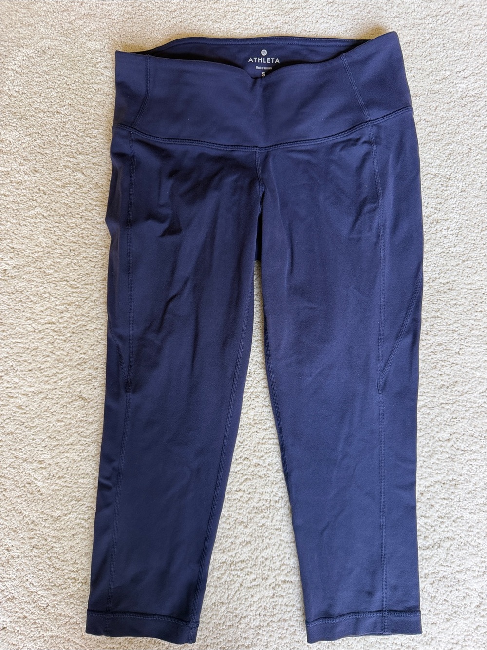 Athleta Deep Navy Mid-Rise Cropped Performance cropped Leggings